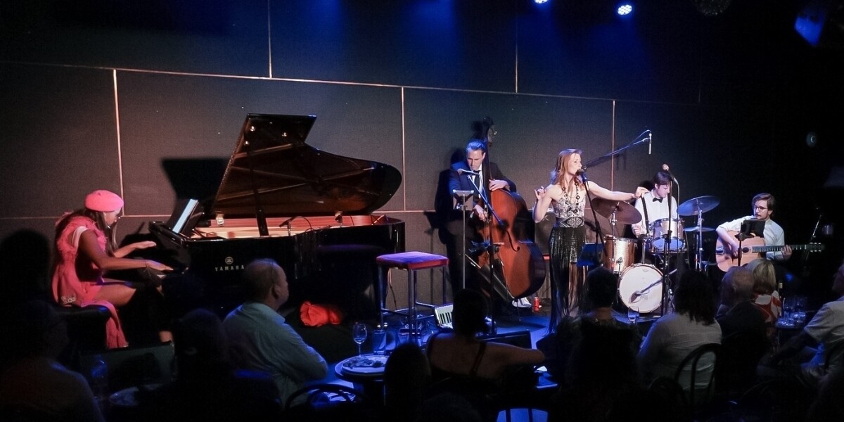 Major Swing live in concert at one of their sold out shows at the Ellington Jazz Club