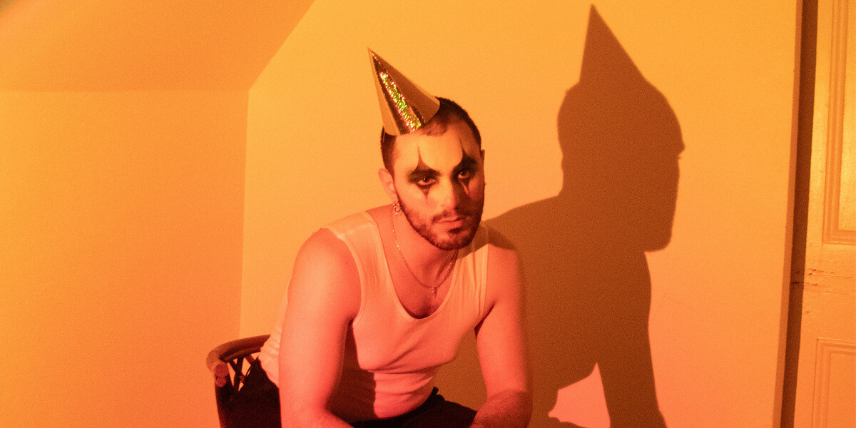 The Balloon Dog Bites